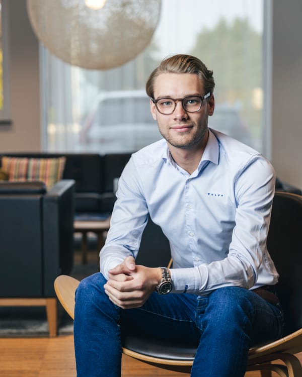 MELKER SVENSSON - Personlig Bilrådgivare