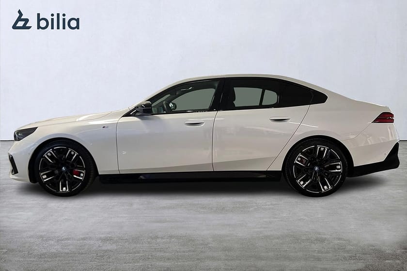 Bild 3 av BMW i5 M60 xDrive Sedan M-sport Pro | Panorama | Komfortstol