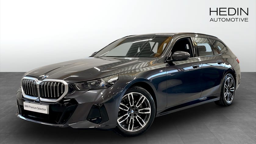 Bild 1 av BMW 520d xDrive Touring M-Sport Drag Nav H/K B-Kamera