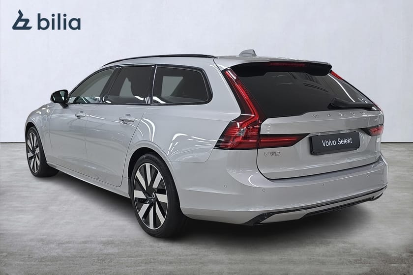 Bild 2 av Volvo V90 Recharge T8 Ultimate Dark/Panorama/Drag/HarmanKardon