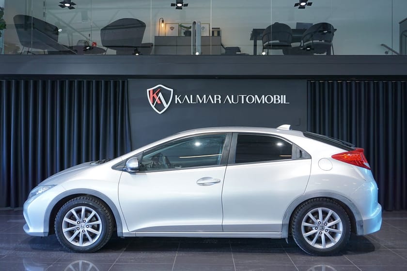 Bild 3 av Honda Civic 1.6 i-DTEC Lifestyle 120hk Backkamera