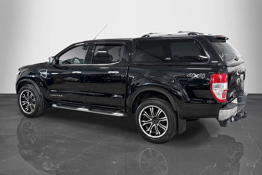 Bild 5 av Ford Ranger Dubbelhytt 2.2 TDCi 4x4 VÄRMARE KÅPA FRONTBÅGE DRAGKROK
