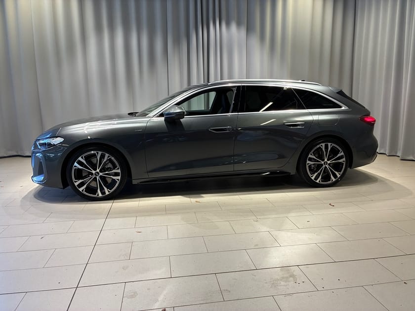 Bild 2 av Audi A5 Avant e-hybrid quattro 299 hk S-line