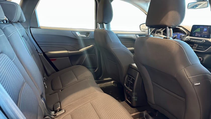 Bild 5 av Ford Kuga Plug-In Hybrid TITANIUM 2.5 FWD 225HK CVT
