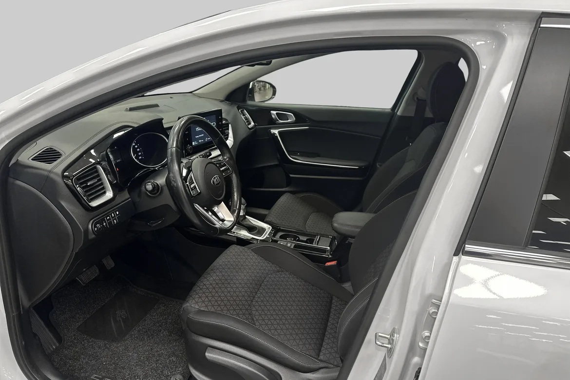 picture of a car