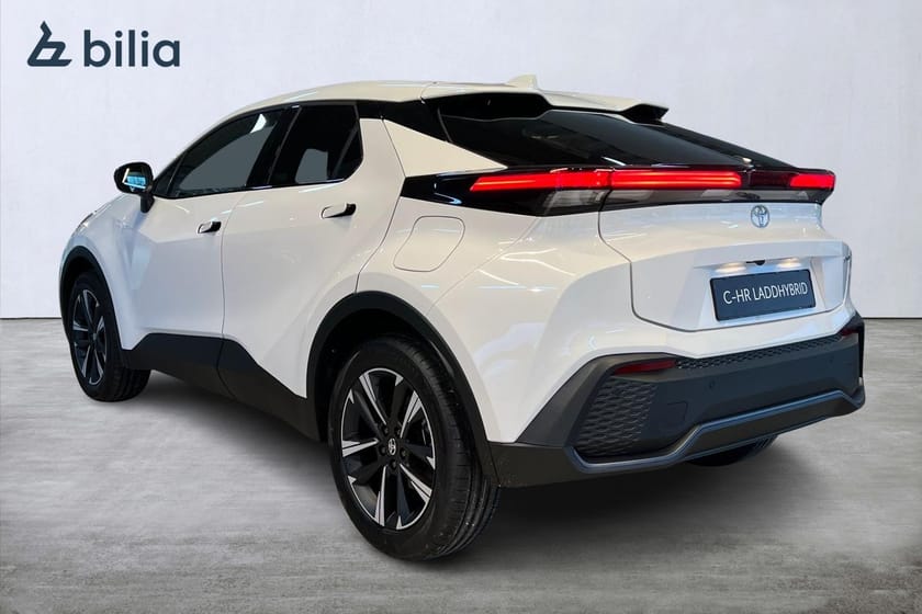 Bild 2 av Toyota C-HR PHEV 2,0 LADDHYBRID FWD STYLE - OMGÅENDE LEVERANS - KAMPANJ