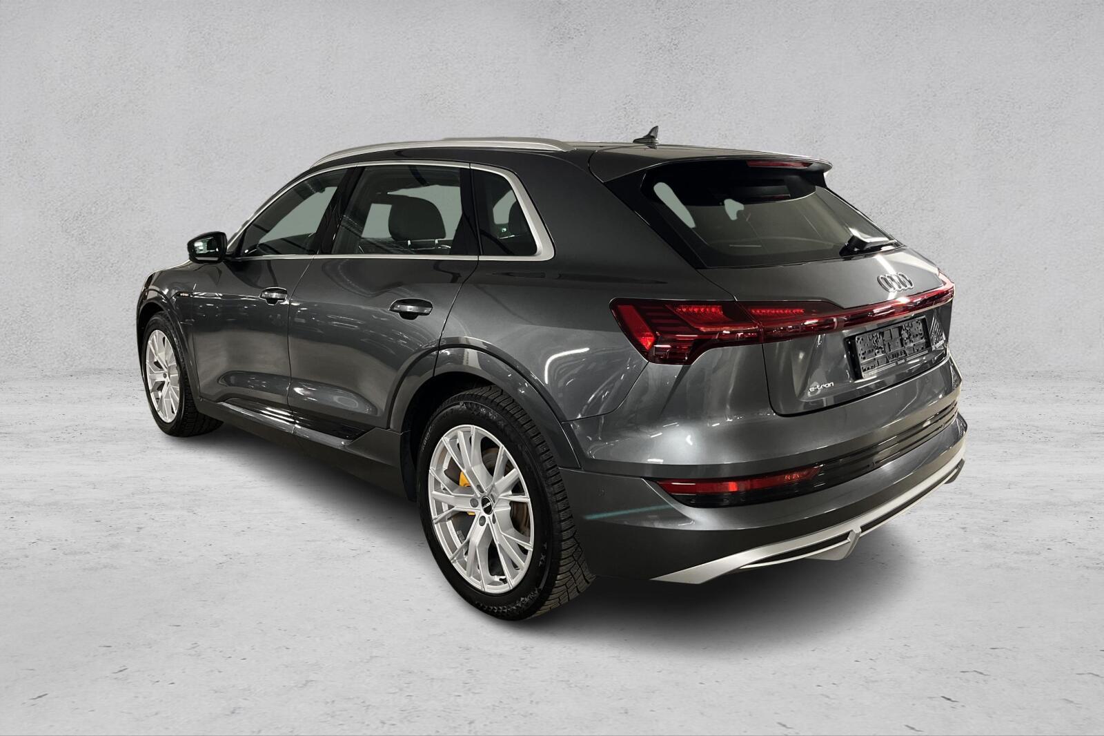 Thumnail bilde 3 av Audi e-tron 55 quattro