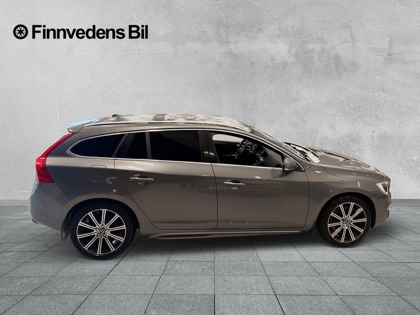Bild 2 av Volvo V60 D5 AWD Twin Engine Bus Adv Summum