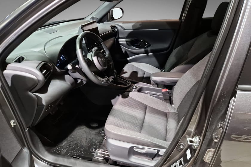 Bilde 3 av Toyota Yaris Cross Hybrid AWD-i 