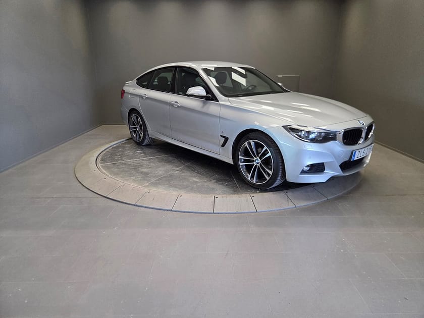 Bild 4 av BMW 320i xDrive GT 320 M Sport Backkamera Rattvärme Sätesvärme bak