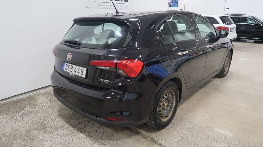 Bild 4 av Fiat Tipo *RÄNTEKAMPANJ 3.45%* 1.6 Lounge Nyservad-Värmare-SoV