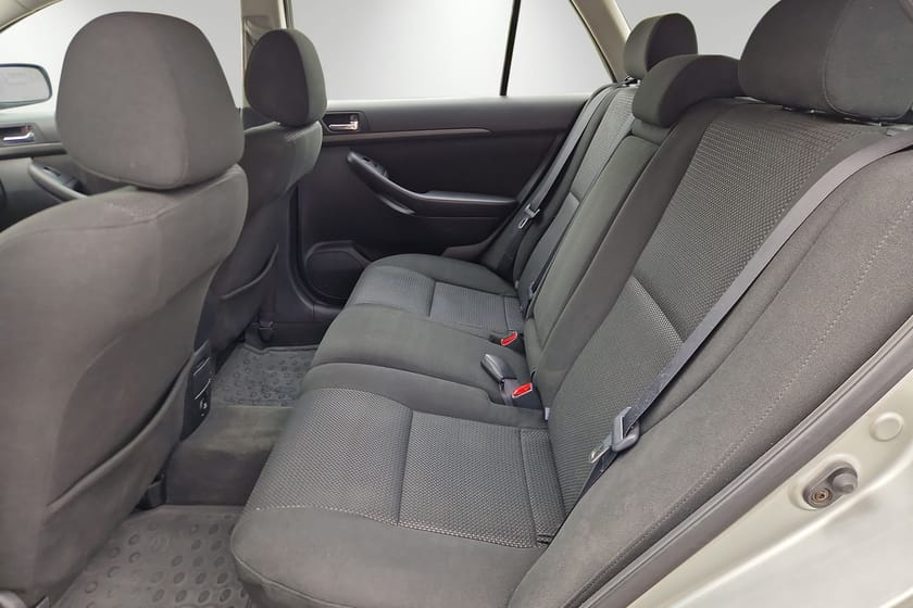 Bild 5 av Toyota Avensis Kombi 2.0 D-4 Bensin 137hk