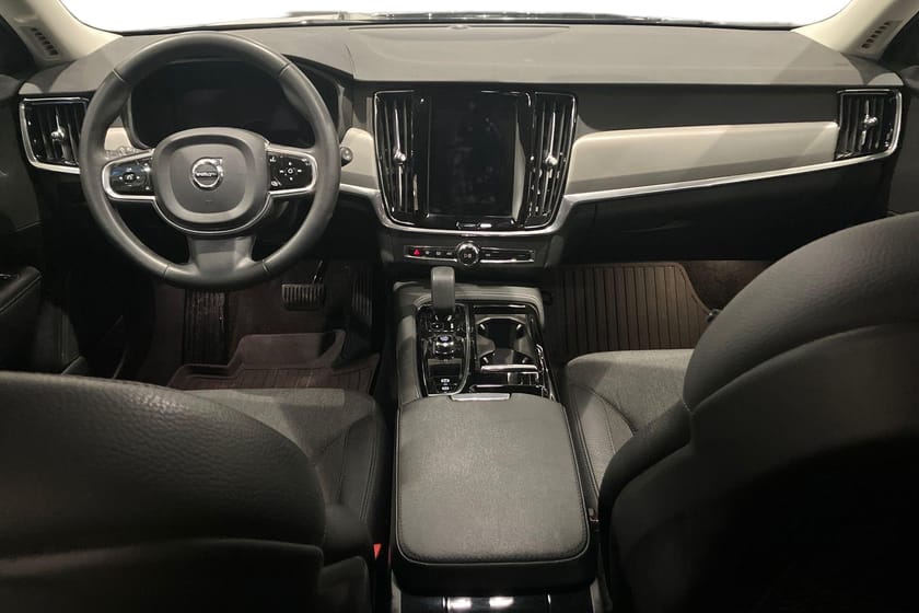 Bild 2 av Volvo V90 Recharge T6 Core Edition