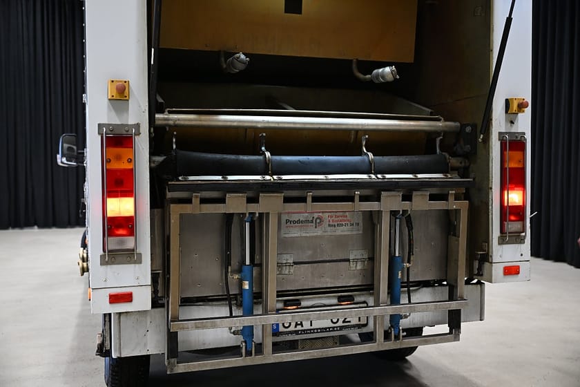 Bild 3 av Mercedes-Benz Sprinter 316 CDI Chassi Cab 163HK Sopkärlstvätt Webasto 4340Mil Leasebar
