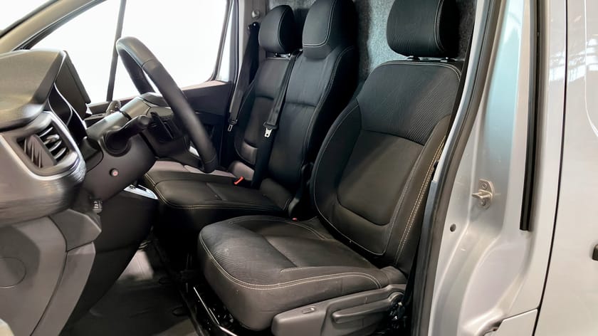 Bild 5 av Renault Trafic Skåpbil L2H1 NORDIC LINE DCI 170 AUTOMAT BVA9