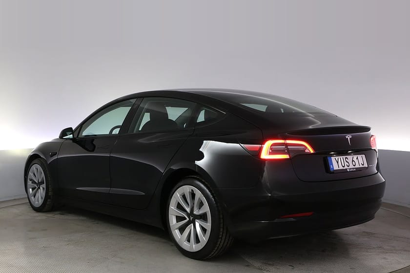 Bild 4 av Tesla Model 3 Long Range AWD Refresh Autopilot Pano 19"