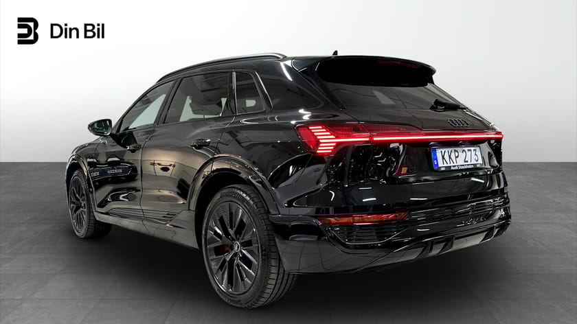 Bild 3 av Audi Q8 55 e-tron quattro 408HK S-line