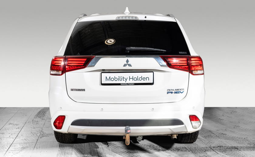 Bilde 4 av Mitsubishi Outlander PHEV H.feste/Skinn/Rattvarme/S.historikk/360-kam++