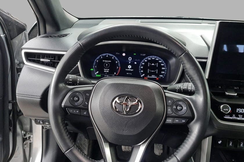Bilde 5 av Toyota Corolla Cross Hybrid AWD-i Executive - LED - Ad. cruise - Ryggekam.