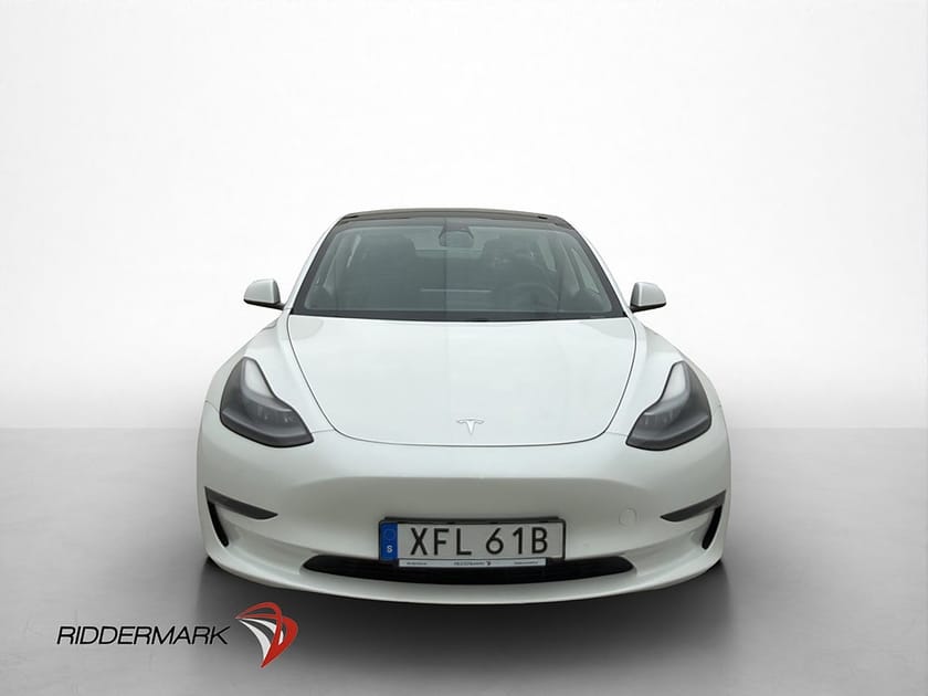 Bild 3 av Tesla Model 3 Long Range AWD 440hk Värmare Pano Kamera