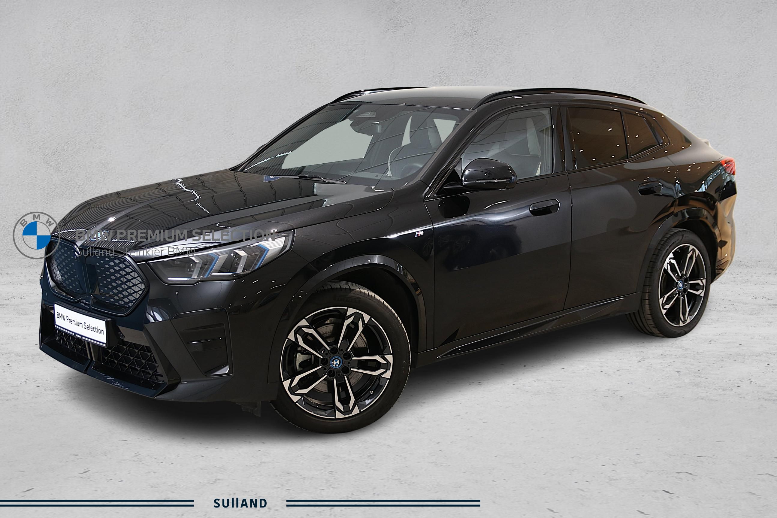 Thumnail bilde 3 av BMW iX2 xDrive30