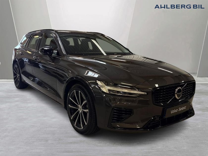 Bild 1 av Volvo V60 T6 Plus Dark Edition