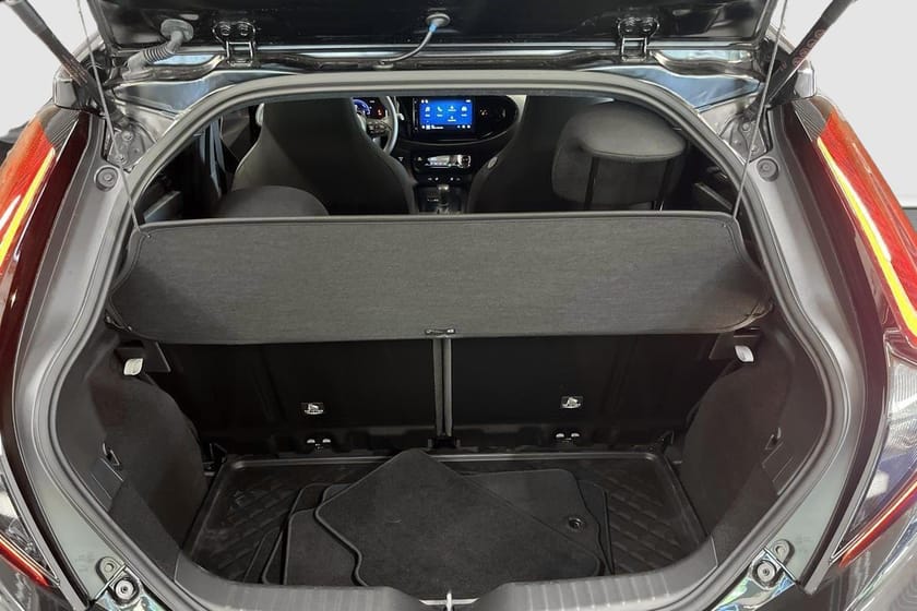 Bild 4 av Toyota Aygo X Hybrid PLAY COMFORT PACK, Vinterhjul