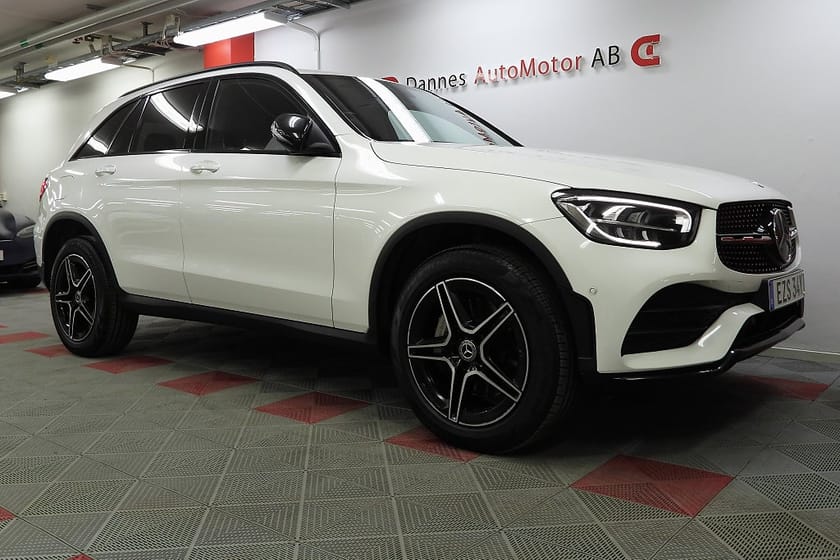 Bild 4 av Mercedes-Benz GLC 300 e 4MATIC 9G-Tronic AMG Line Plug in SoV Hjul