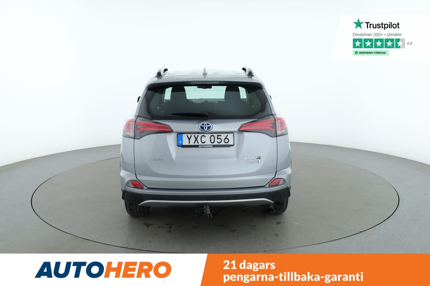 Bild 4 av Toyota RAV4 Hybrid AWD / Dragkrok, Rattvärme