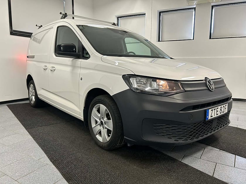 Bild 3 av Volkswagen Caddy Cargo 2.0 TDI 75 hk BMT Euro 6 Drag MOMS Värm Inredning
