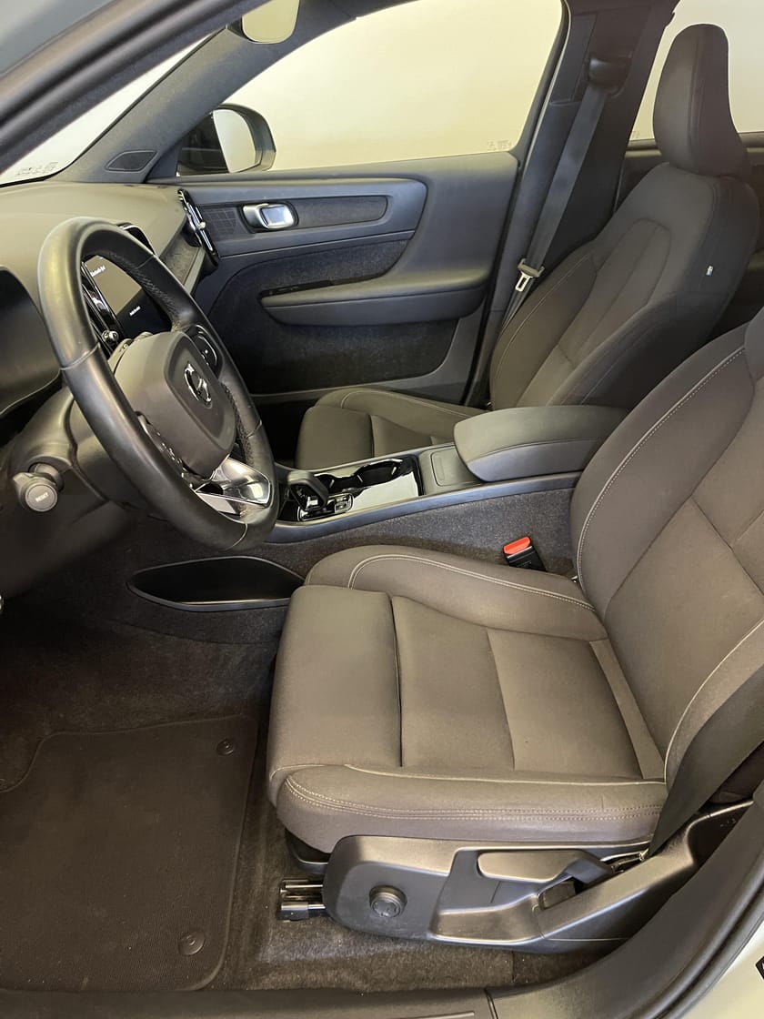 Bild 4 av Volvo XC40 Recharge Single Motor Core / Metallic / Klimatpaket / 2.95% ränta