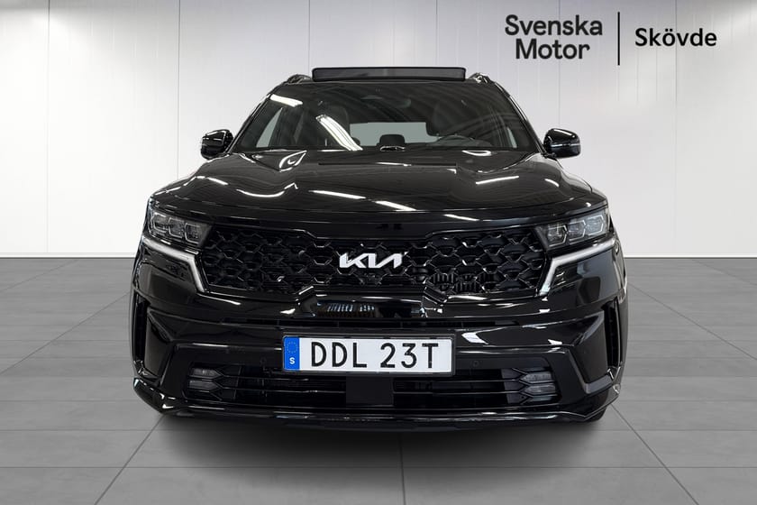 Bild 2 av Kia Sorento PHEV Advance Plus Panorama Black Edition Bränselvärmare Elektrisk dragkrok MOMS