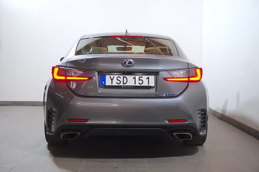 Bild 5 av Lexus RC 300h 2.5 CVT Executive Navi Läder Kamera 223hk