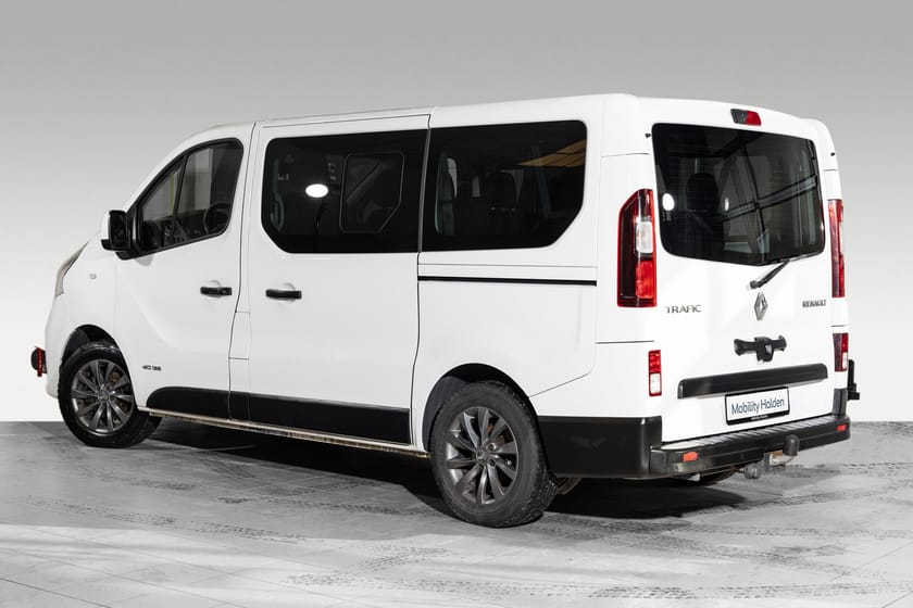 Bilde 2 av Renault Trafic Combi 9-seter flerbruksbil