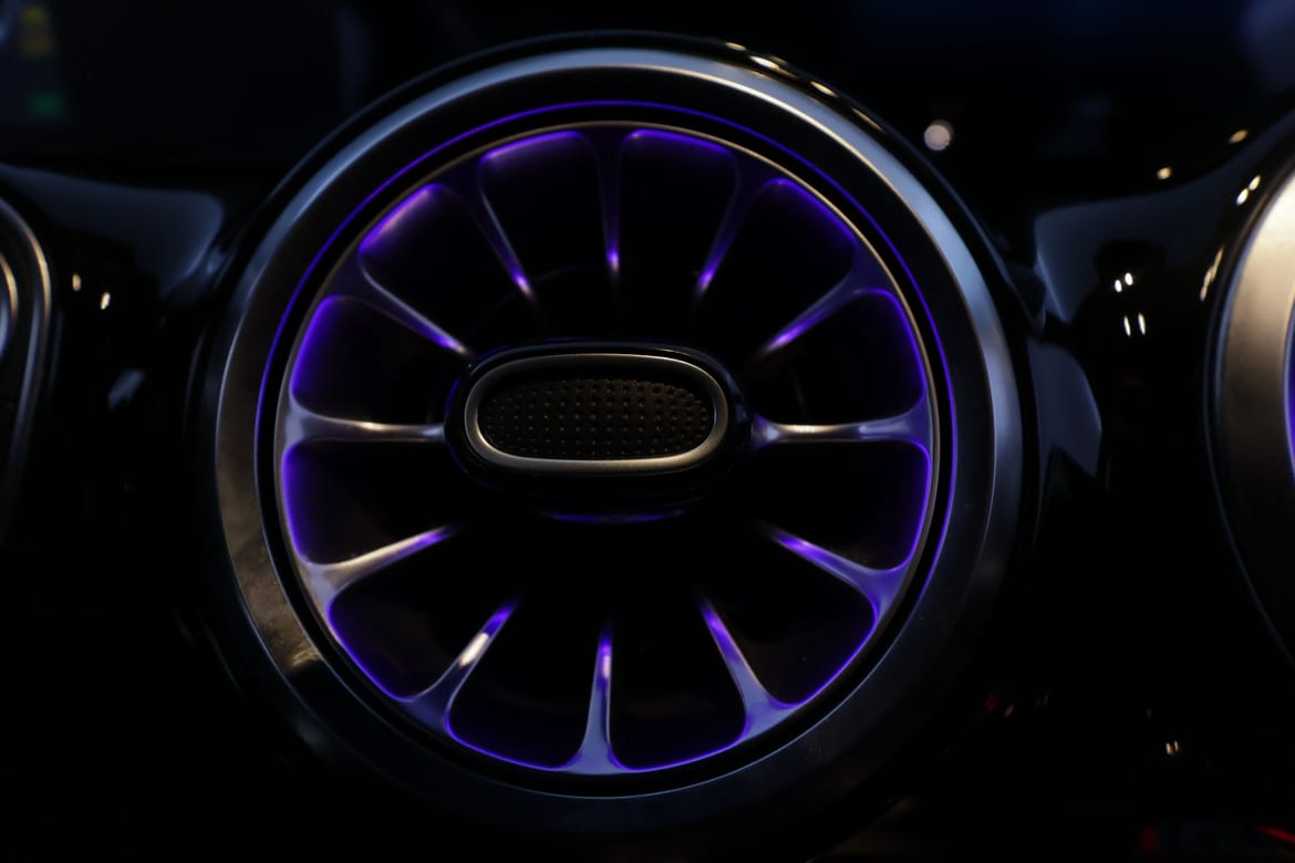 Mercedes-Benz EQA 2022 - miniatyr 29