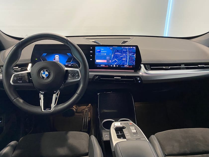 Bild 3 av BMW X1 sDrive18i 4,95% ränta M-Sport Rattvärme