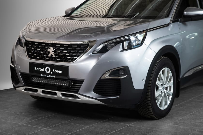Bilde 2 av Peugeot 3008 120 HK Diesel, Ryggekamera, Hengerfeste, El. sete
