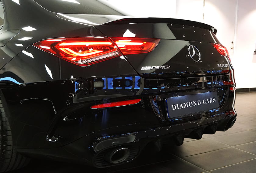 Bild 4 av Mercedes-Benz AMG CLA 35 4MATIC Backkamera Navi