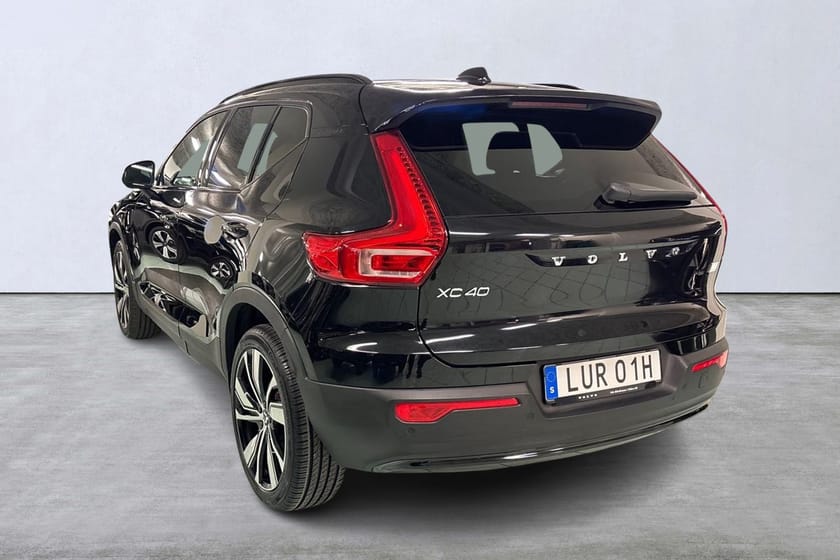 Bild 4 av Volvo XC40 Recharge T5 Plus Dark