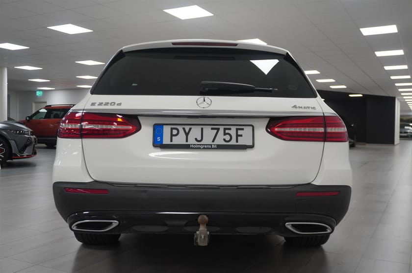 Bild 4 av Mercedes-Benz E 220 d 4MATIC All-Terrain 360 Drag Adaptiv