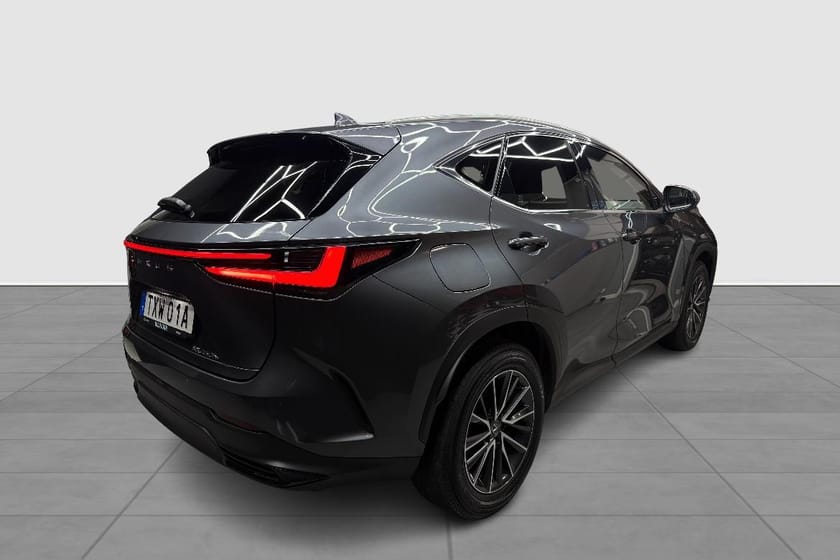 Bild 4 av Lexus NX 450h+ EXECUTIVE TEKNIKPAKET