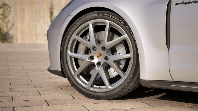 Bild 2 av Porsche Panamera 4 E-Hybrid 
