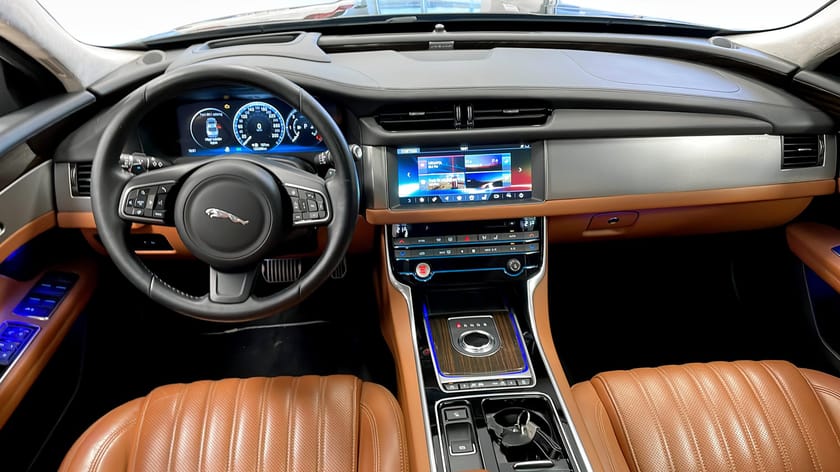 Bild 4 av Jaguar XF 30d PORTFOLIO 300HK VÄRMARE MYCKET UTRUSTNING