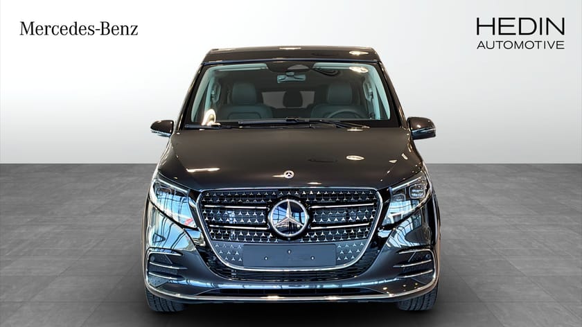 Bild 2 av Mercedes-Benz V 300d 4MATIC 3.2t HORIZON 300 D LÅNG STANDARD