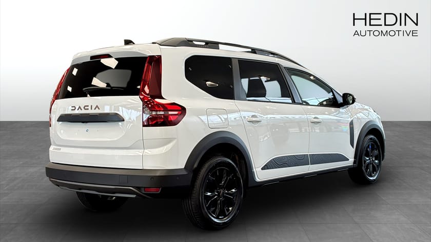 Bild 2 av Dacia Jogger 7-sätes EXTREME TCE 110 7-SITS Privatleasa fr 2990kr/mån