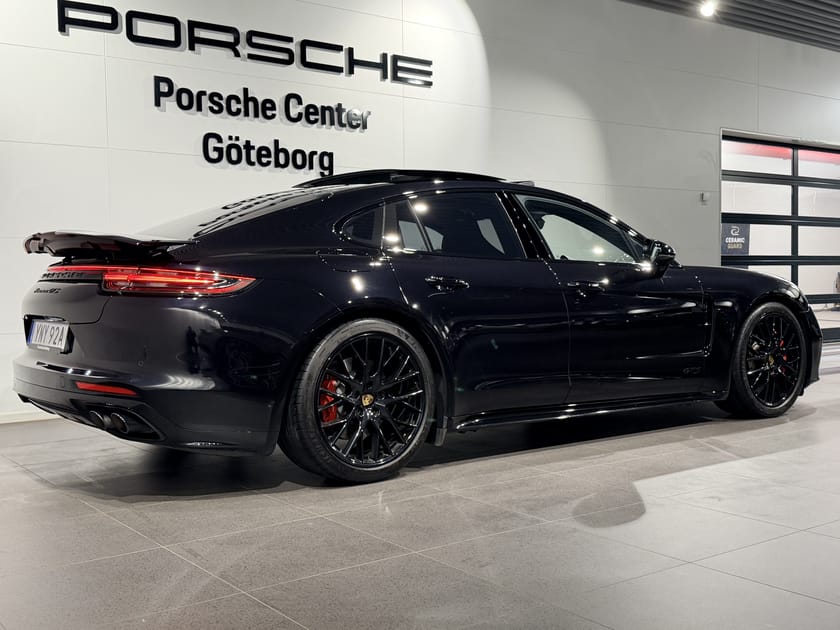 Bild 4 av Porsche Panamera GTS / Burmester / Night-Vision