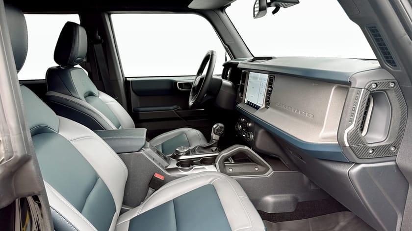 Bild 3 av Ford Bronco Outer Banks 2.7L Bi-Turbo EcoBoost V6 335hk AWD | DEMO