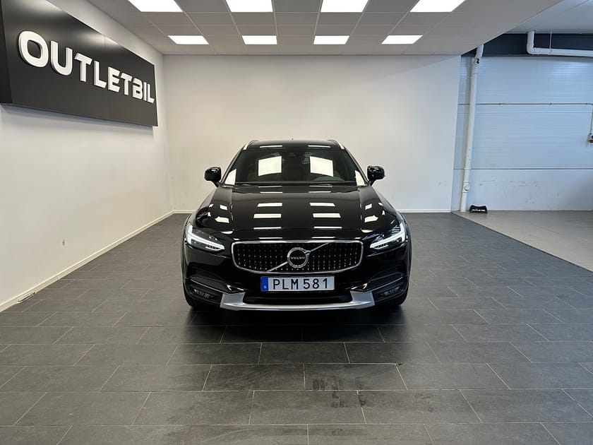 Bild 4 av Volvo V90 Cross Country D5 AWD Geartronic Pro Drag Carplay Värmare Läder