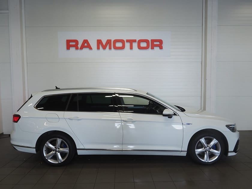 Bild 4 av Volkswagen Passat Sportscombi GTE SC 1.4 TSI Executive Drag P-Värm Kamera Navi IQ