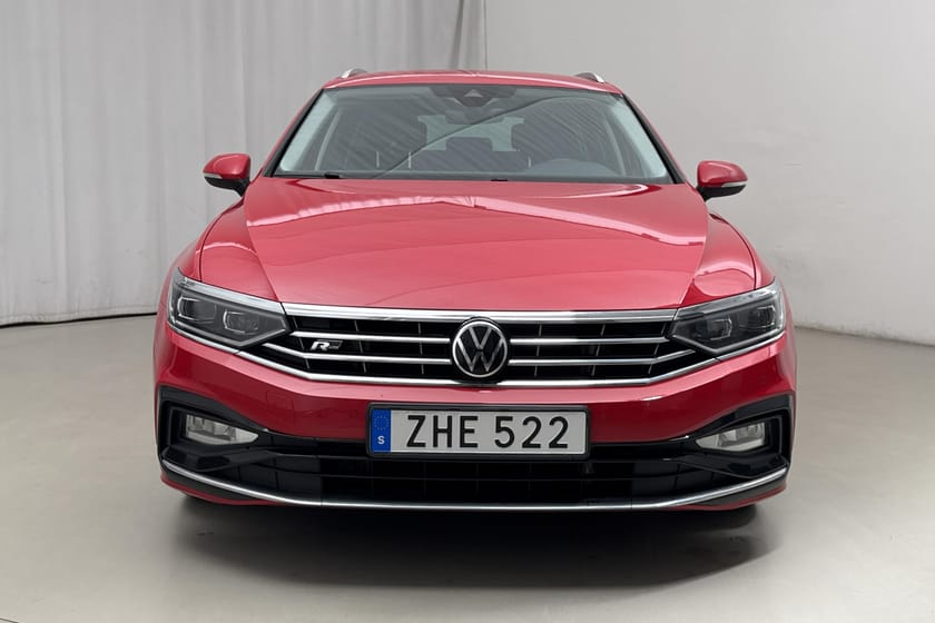 Bild 5 av Volkswagen Passat Sportscombi 2.0 TDI 4M 200hk R-Line Cockpit